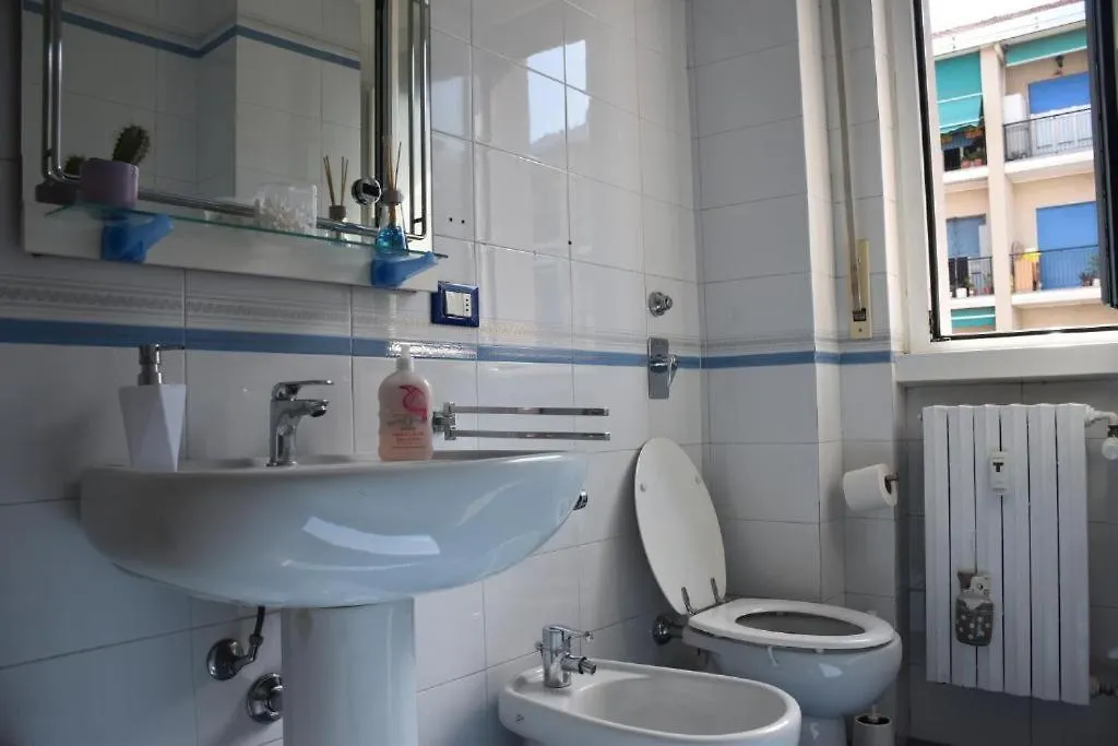 Apartment Ferienwohnung Pm 8 Via Marco Polo Mailand Italien