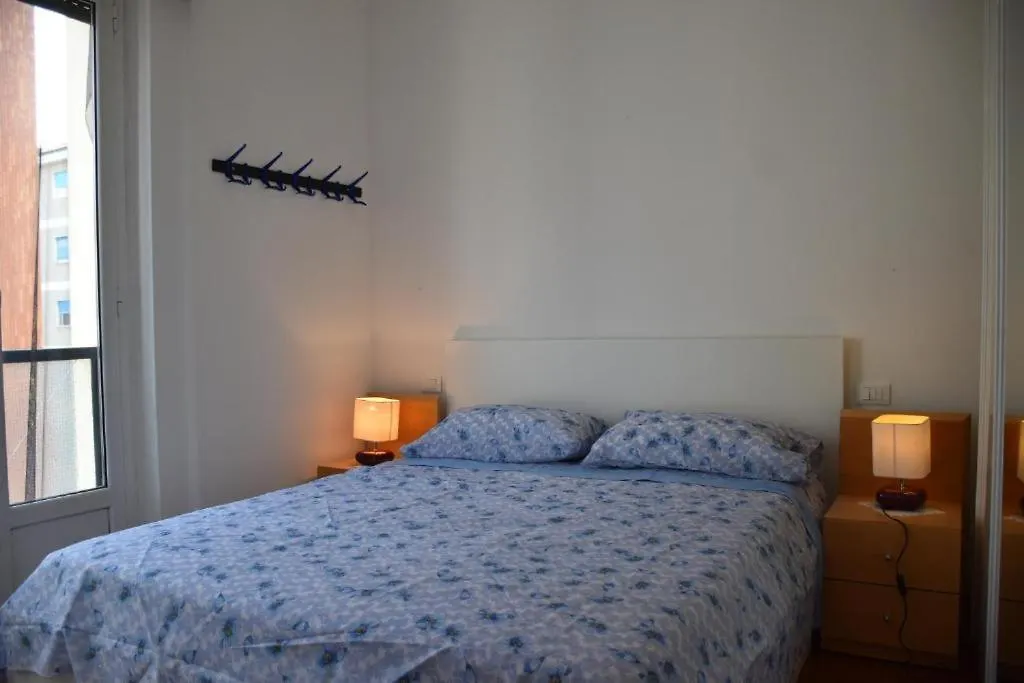 Apartment Ferienwohnung Pm 8 Via Marco Polo Mailand