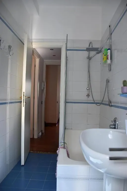 Apartment Ferienwohnung Pm 8 Via Marco Polo Mailand Italien